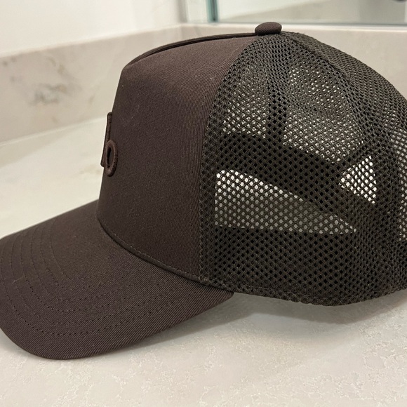 Alo Yoga Brown Trucker Hat Mesh Back Adjustable - Unisex - Picture 2 of 5